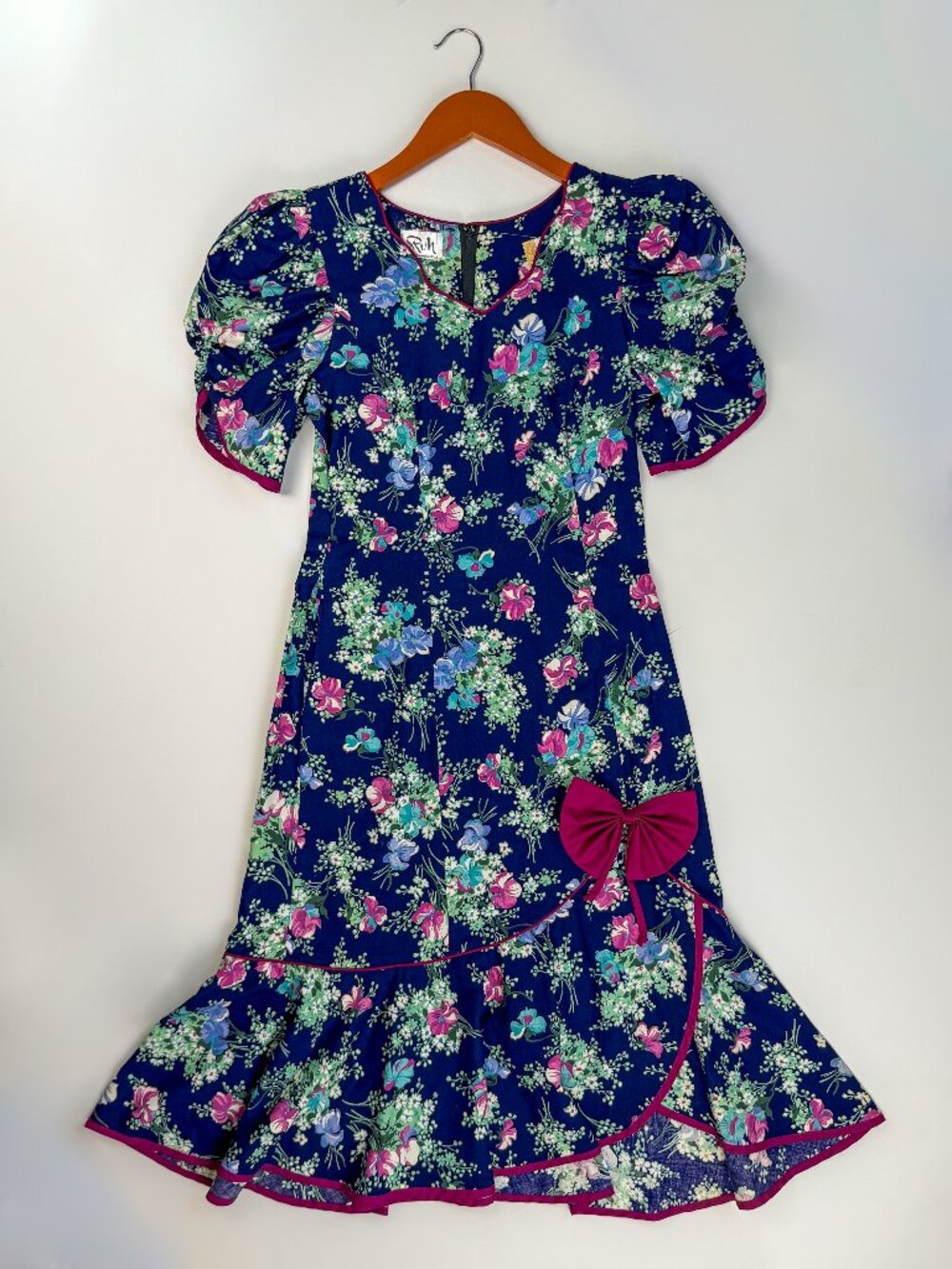 Ruh Vintage Hawaiian Muumuu Blue Floral - Size small
